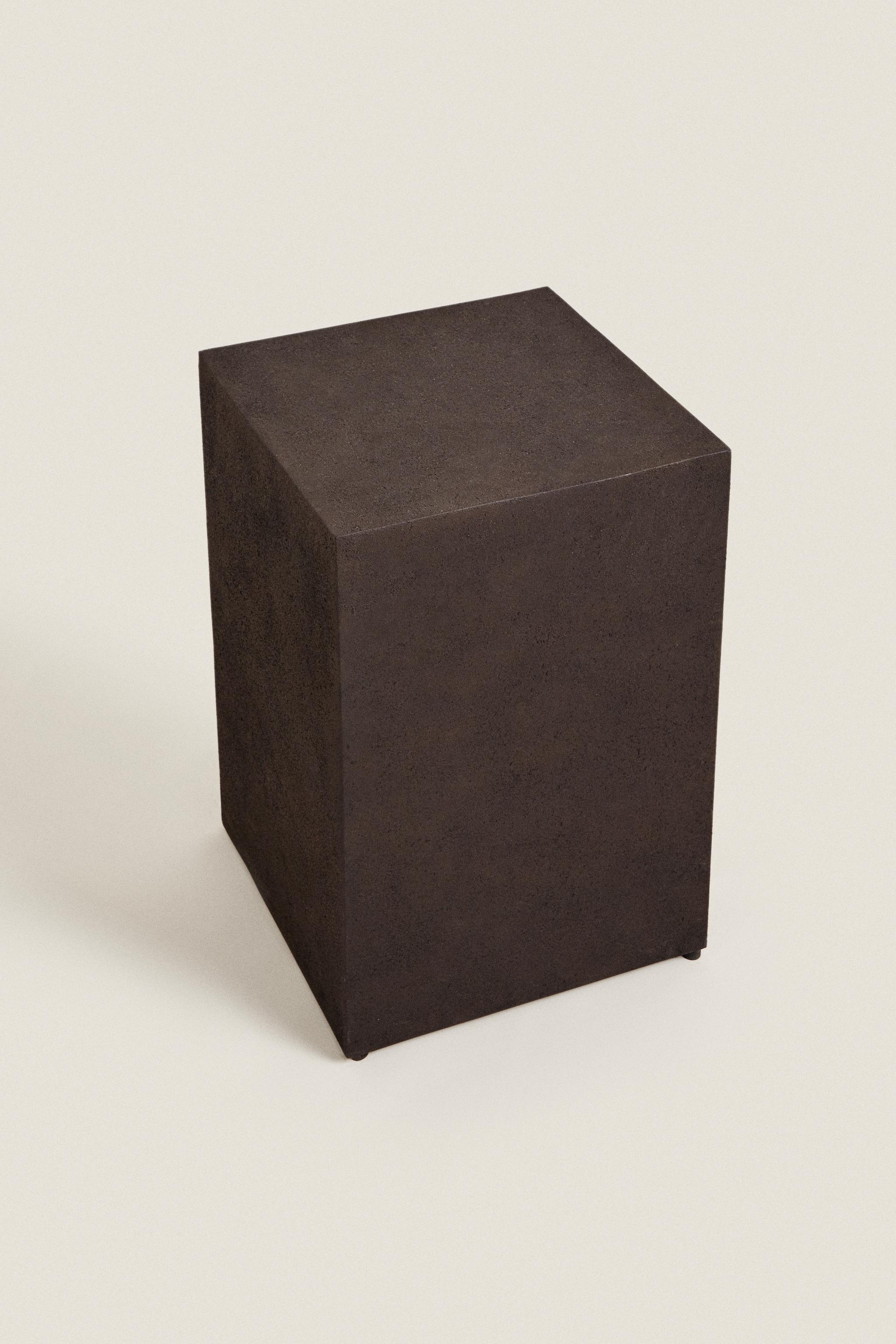 SQUARE SIDE TABLE